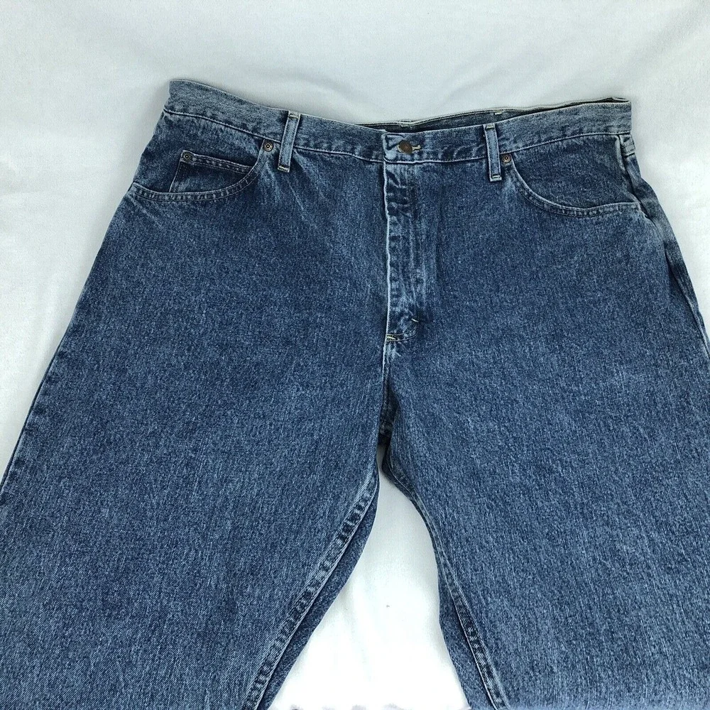 Wrangler relaxed fit